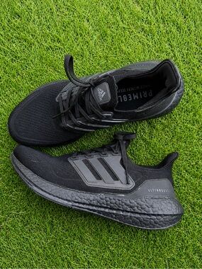 Adidas Ultraboost Triple Black